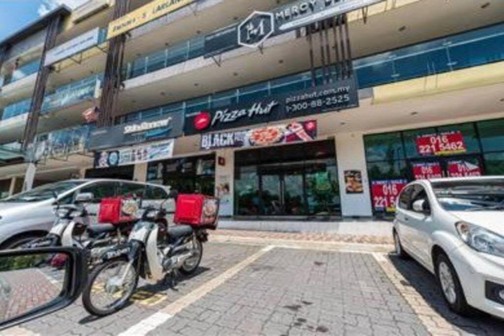 Cozy Mayfair Homestay Puchong Esterno foto